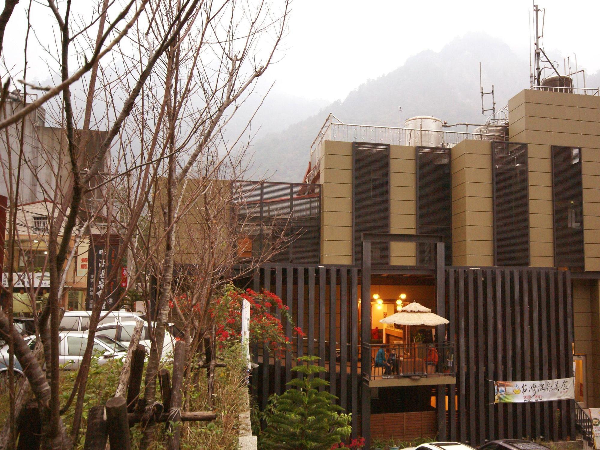 谷關明高溫泉 Mingao Hot Spring Resort Хъпин Екстериор снимка