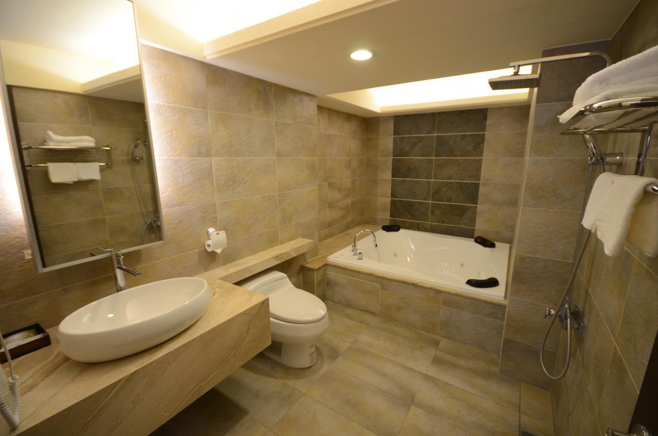 谷關明高溫泉 Mingao Hot Spring Resort Хъпин Екстериор снимка